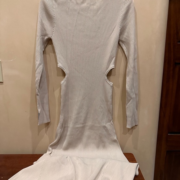 DISSH SUTHERLAND LONG SLEEVE CUT OUT MIDI - STONE - Picture 7 of 7